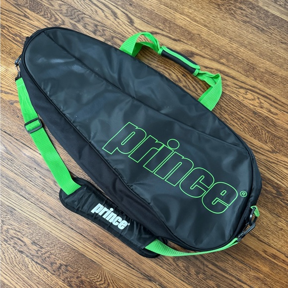 PRINCE tennis racket bag holds multiple rackets. - Picture 1 of 9